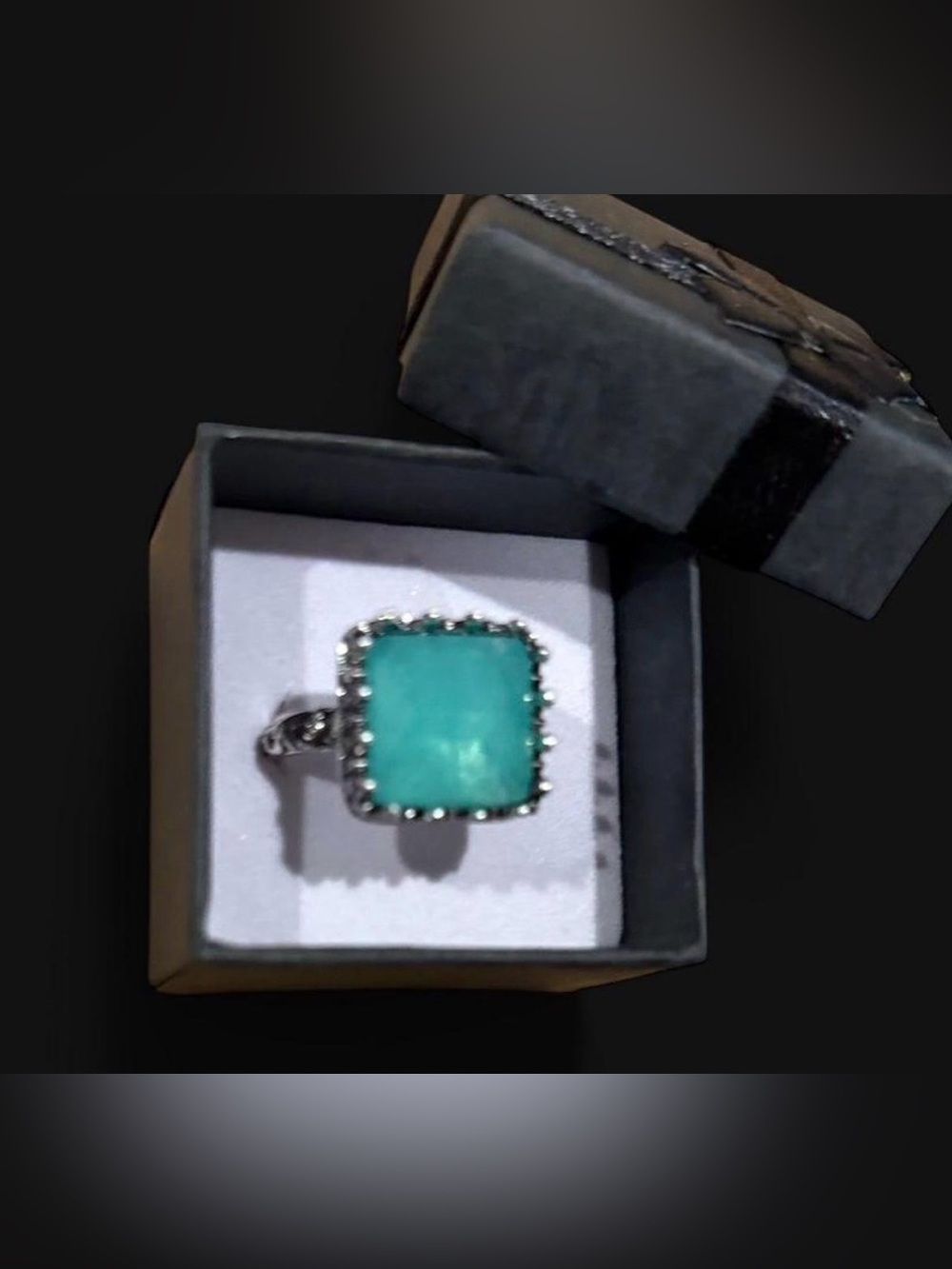 Vintage Style Silver Plated Inlay Blue/Green Synthetic Gemstone Ring